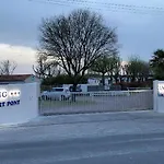 营地 Mobil 4 Pers Avec Terrasse - Cuisine Equipee - Api-1-52-1715 *